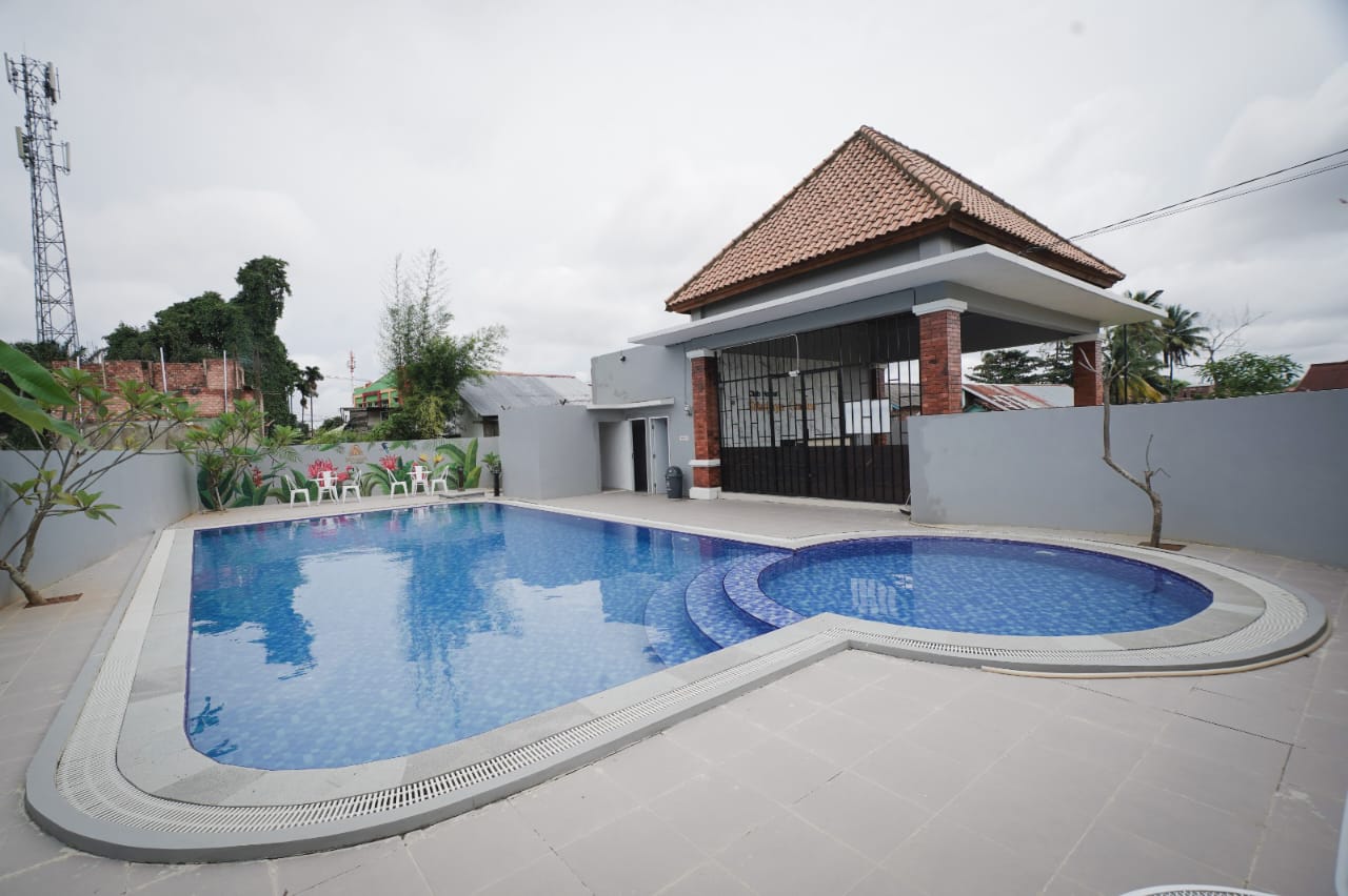 Kolam renang Sriwijaya Garden